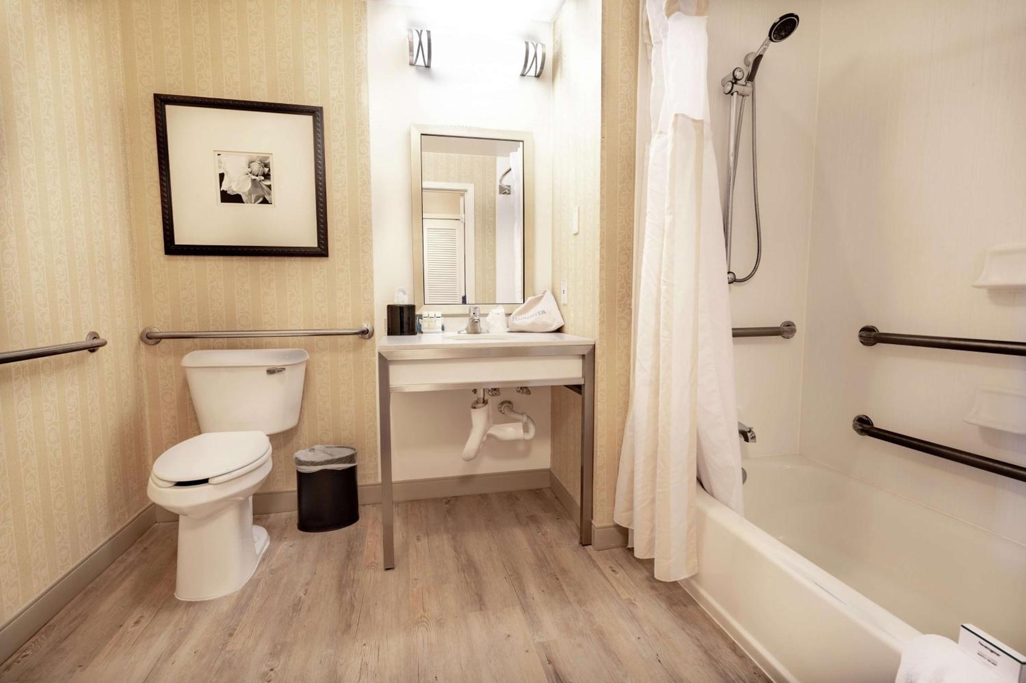 Hilton Garden Inn Seattle/Renton Bagian luar foto