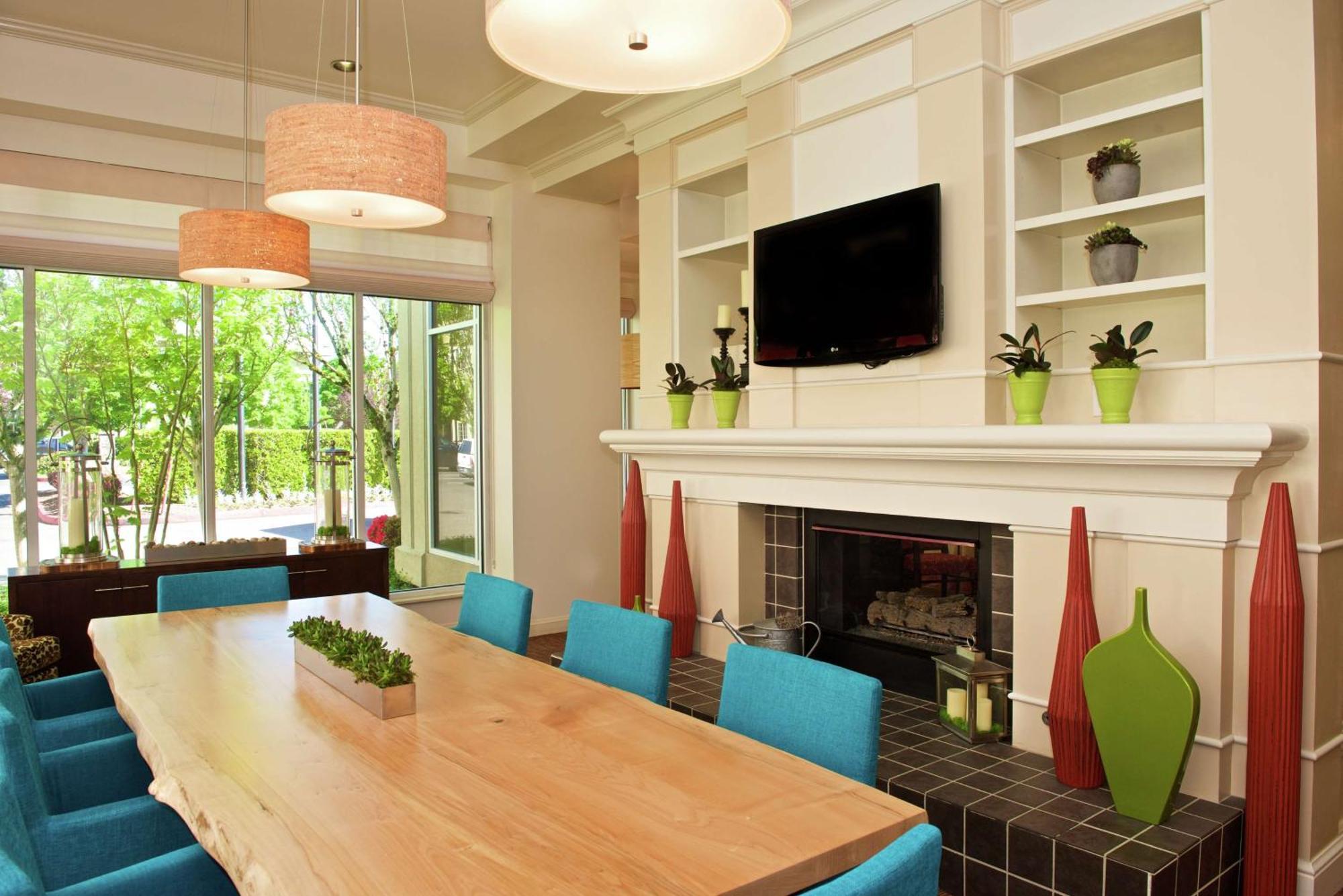 Hilton Garden Inn Seattle/Renton Bagian luar foto